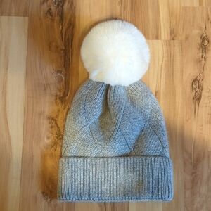 Anthropologie Light Gray Knit Beanie With Detachable Pom